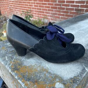 Chie Mihara Suede & Patent Heels in Black and Navy Size 39.5